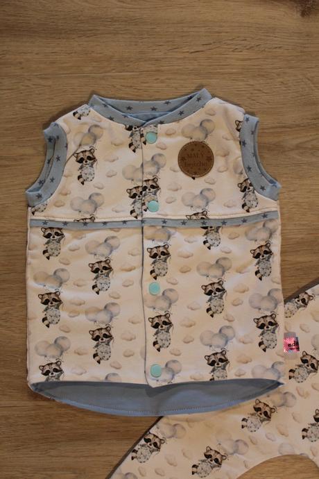 Komplet tepláčky a podšitá vesta, 86