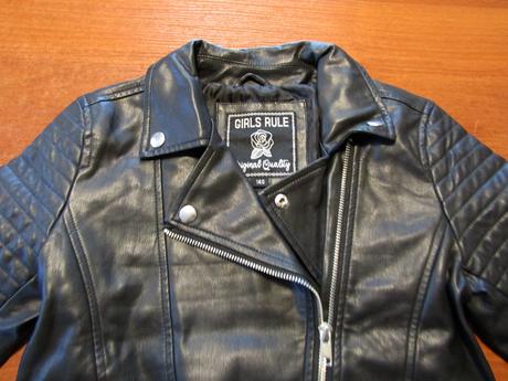 Dívčí koženková bunda vel 140, c&a,140