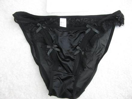 Dámské černé krajkové kalhotky, l