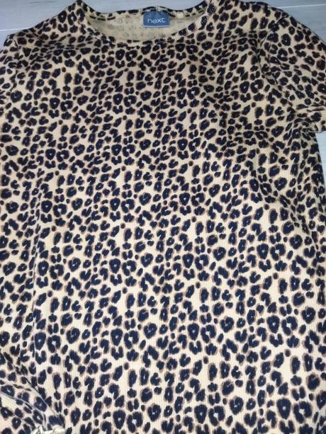 Hnědé tričko s fleky 92 next, next,92