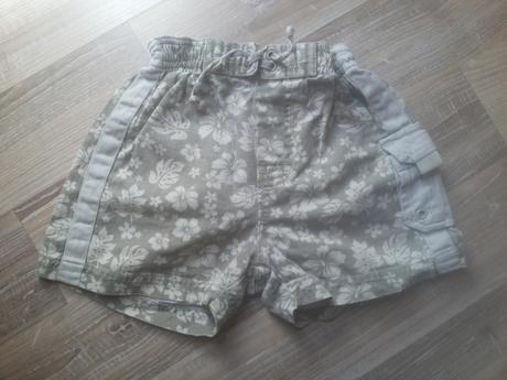 Kraťasy pro kluka, c&a,80