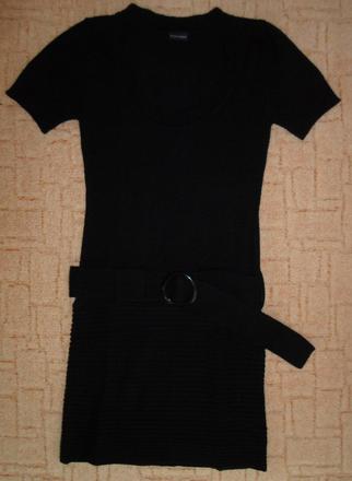 Černé pletené šaty krátký rukáv pásek, 38