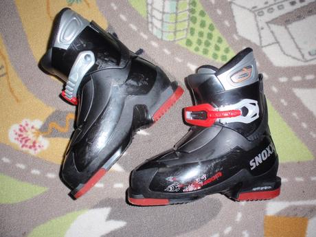 Lyžařské boty-přeskáče dětské snoxx černé vel. 33., 33