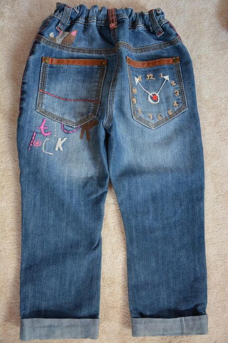 Komplet se zajíčkem a s budíkem, 104–116