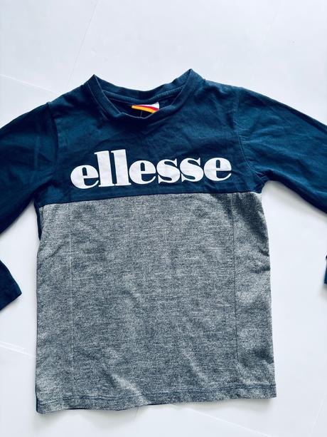 Triko - v.5/6 let zn. ellesse, 116