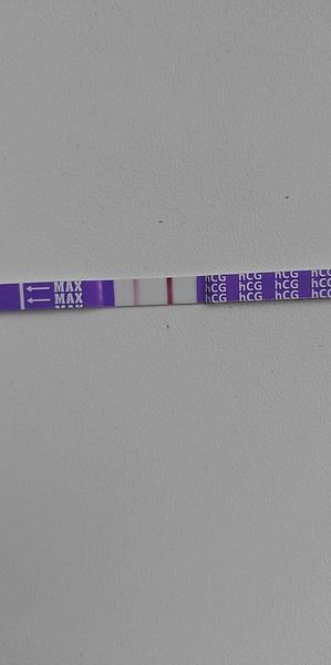 Je možné mít silnou čárku po Ovitrelle?