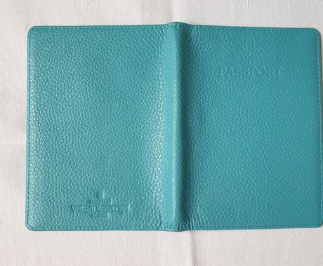 Pouzdro na cestovní pas,