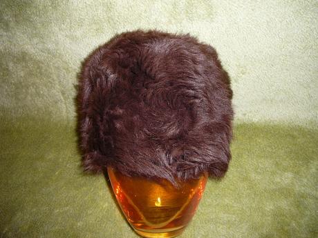 Dámská čepice, 58