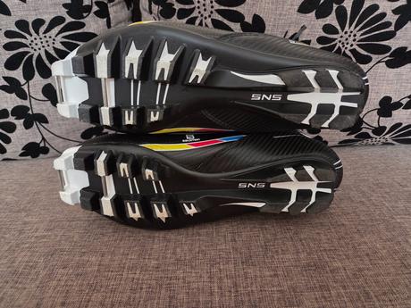 Boty na běžky - běžecké salomon equipe 8, 45