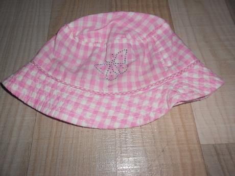 Letní klobouk, 86