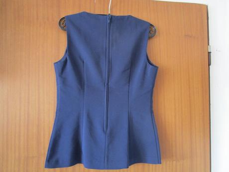 Velmi pěkné tm. modré halenkové tričko zn. orsay, orsay,s