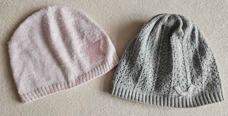 Dvě dívčí jarní/podzimní čepičky, vel.52 (98/128), 52