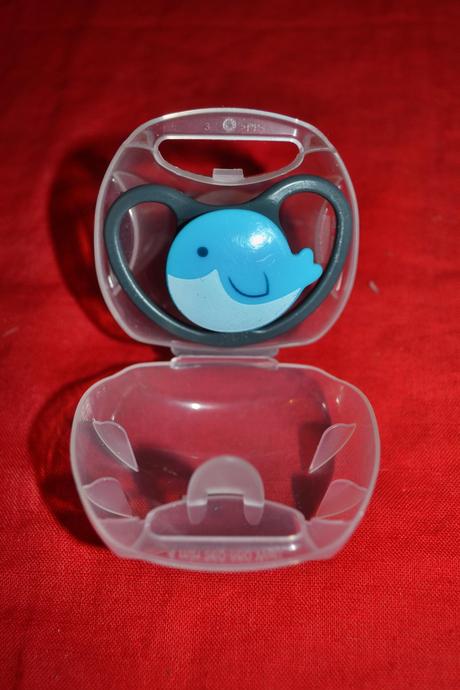 Dudlík nuk space v ochranném obalu, nuk