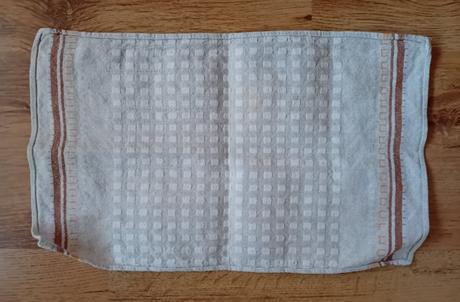 Malý ubrus /dečka na stůl,