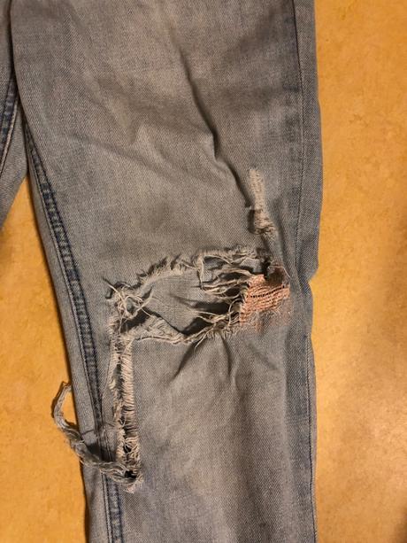 Potrhané rifle, abercrombie&fitch,140