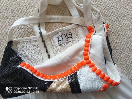 Šaty zn."xenia boutique" vel."8",