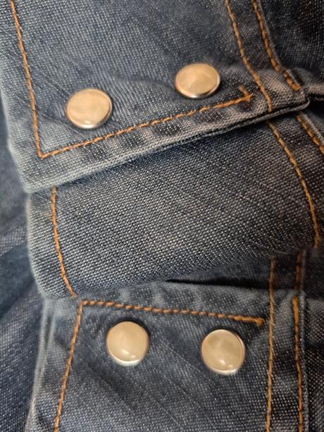 Dámská džínová košile se zlatou výšivkou, 42