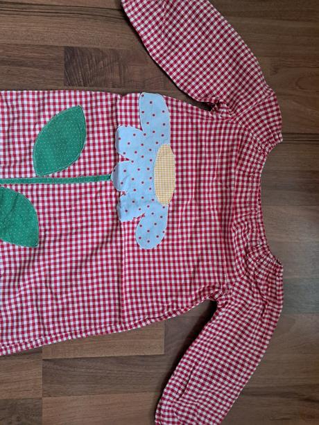 Šatičky s kytičkou, 116