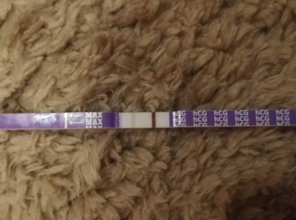 Těhotenský test - naděje. Vidím dobře?