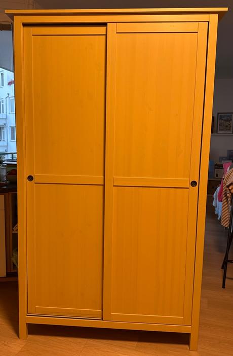Ikea hemnes skříň žlutá, 