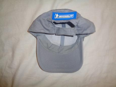 Šedá kšiltovka michelin, 134