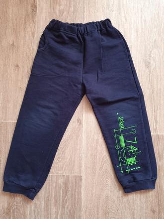 Tepláky, betty mode,104