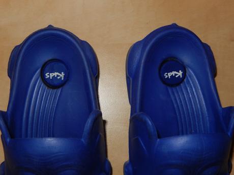 Nazouváky/pantofle s očima zdarma k objednávce, 26