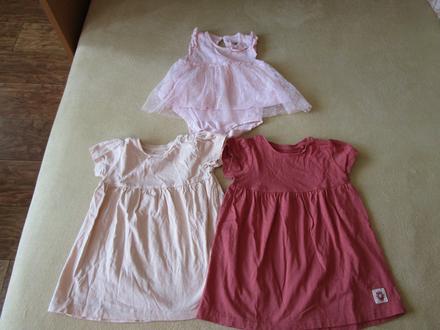 2x pěkné bavl. šatečky + 1x šatečkové body, 62