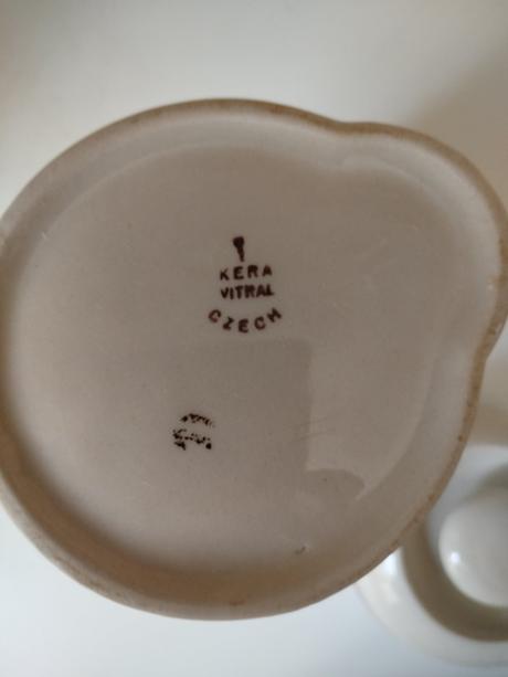 Konvička kera vitral, 