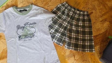 Trička, kraťasová souprava a slipy - 3 ks, 122–134