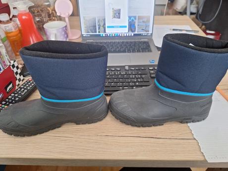 Dětské turistické nepromokavé sněhule sh 100,značk, quechua,36