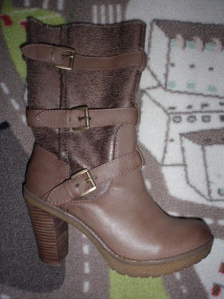 Boty-kozačky s kožíškem, baťa,40