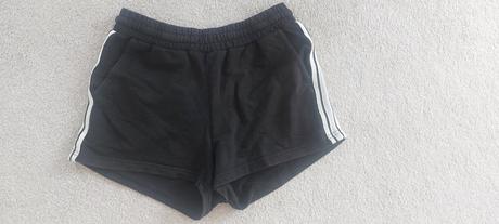 Šortky, lindex,158