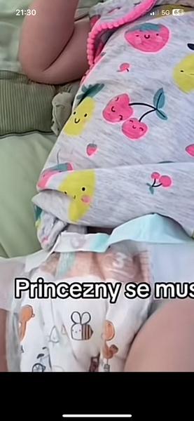 Jednorázové plenky. Poznáte plenky s autíčky, včelkou a kačenkami?