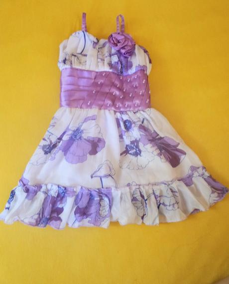 Svatecni kvetovane saticky (dovoz amerika), queen,80