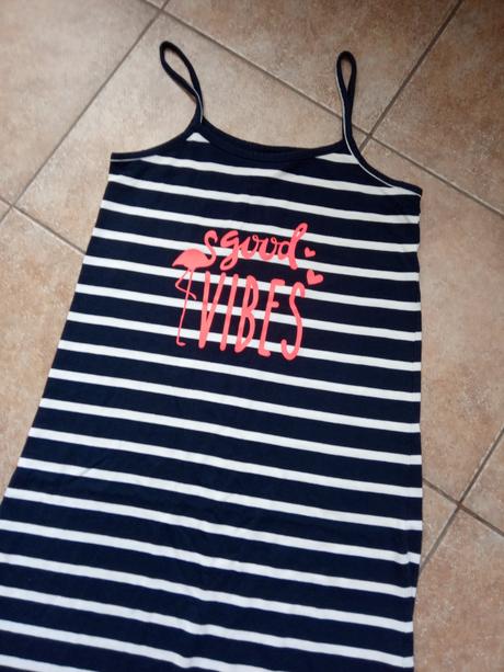 Šaty 8-10let, yigga,134