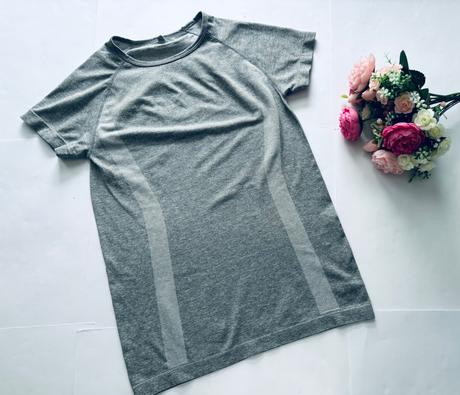 Triko sportovní dámské - v.cca s / workout, s