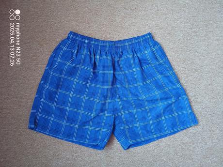 Šortky zn."n.k.a." vel."l-xl", l