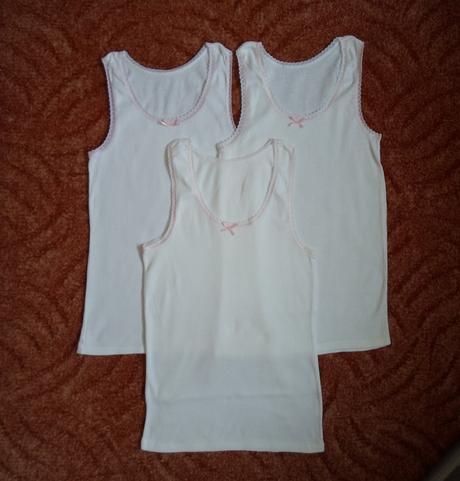 Bílé tričko tílko, 146