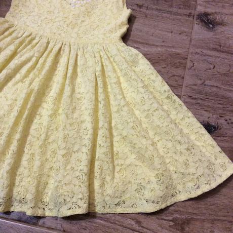 Krajkové šaty zdobené květinkami s perličkami, monsoon,122