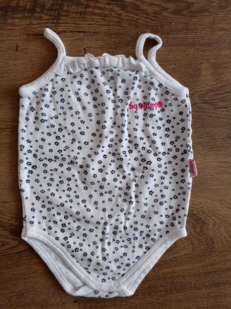 Body bez rukávu nicol 74, 74