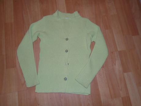Svetr knoflíky vel 36/38, 36