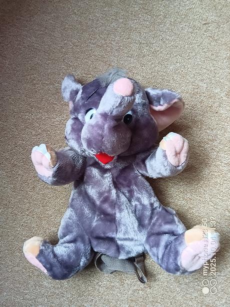 Batoh šedý salon "hračky s úsměvem", 