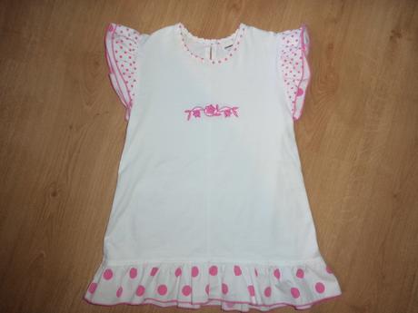 Nenošené šaty č.422, 122