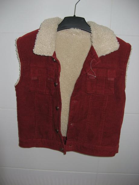 Manžestrová vesta-vel.116-122, 116