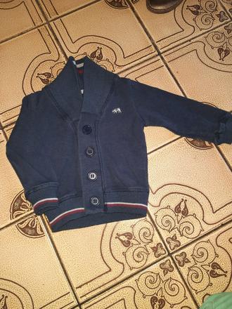 Klučičí svetr medvěd vel. 80, rebel,80