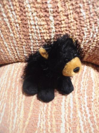 Plyšový medvěd stojící, 