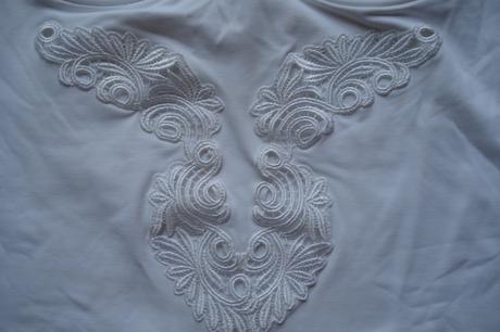 Tílko s kosticema, l