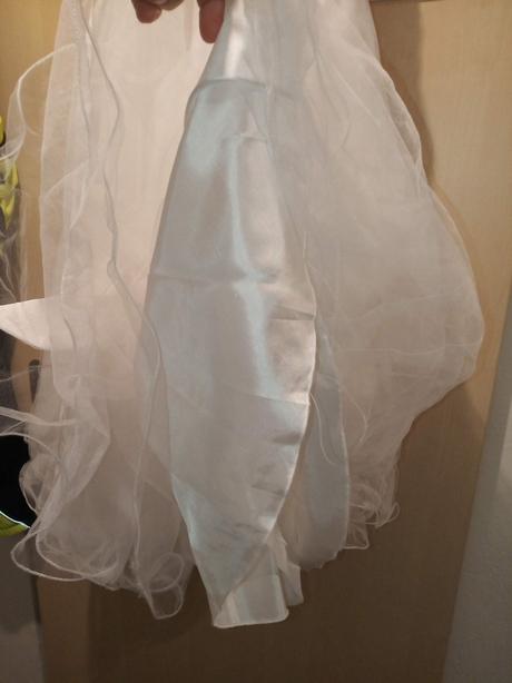 Šaty pro družicku, 134