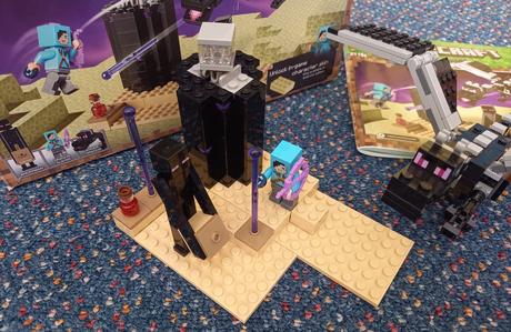 Lego minecraft 21151 - the end battle.,